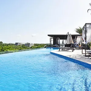 Menesse Luxury By Spot Mexico