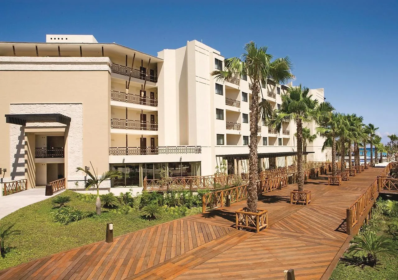 Dreams Riviera Cancun Resort & Spa Puerto Morelos